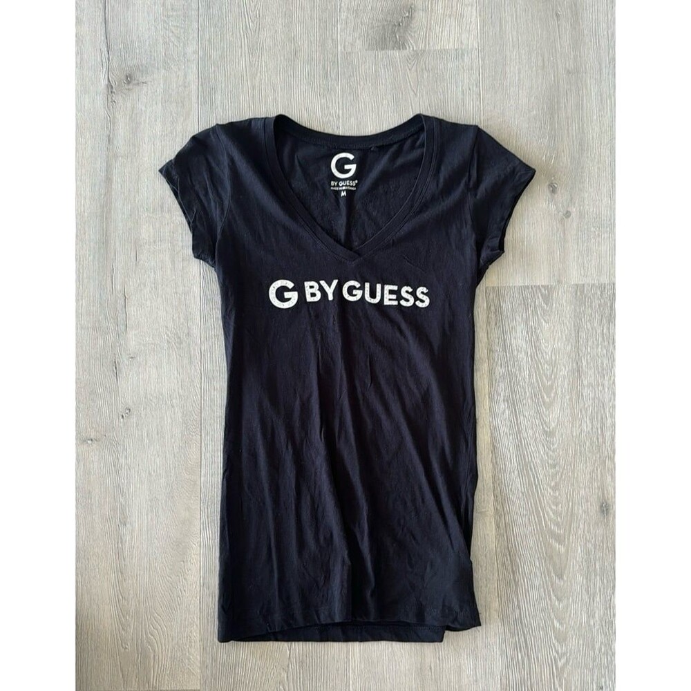 Guess t shirt